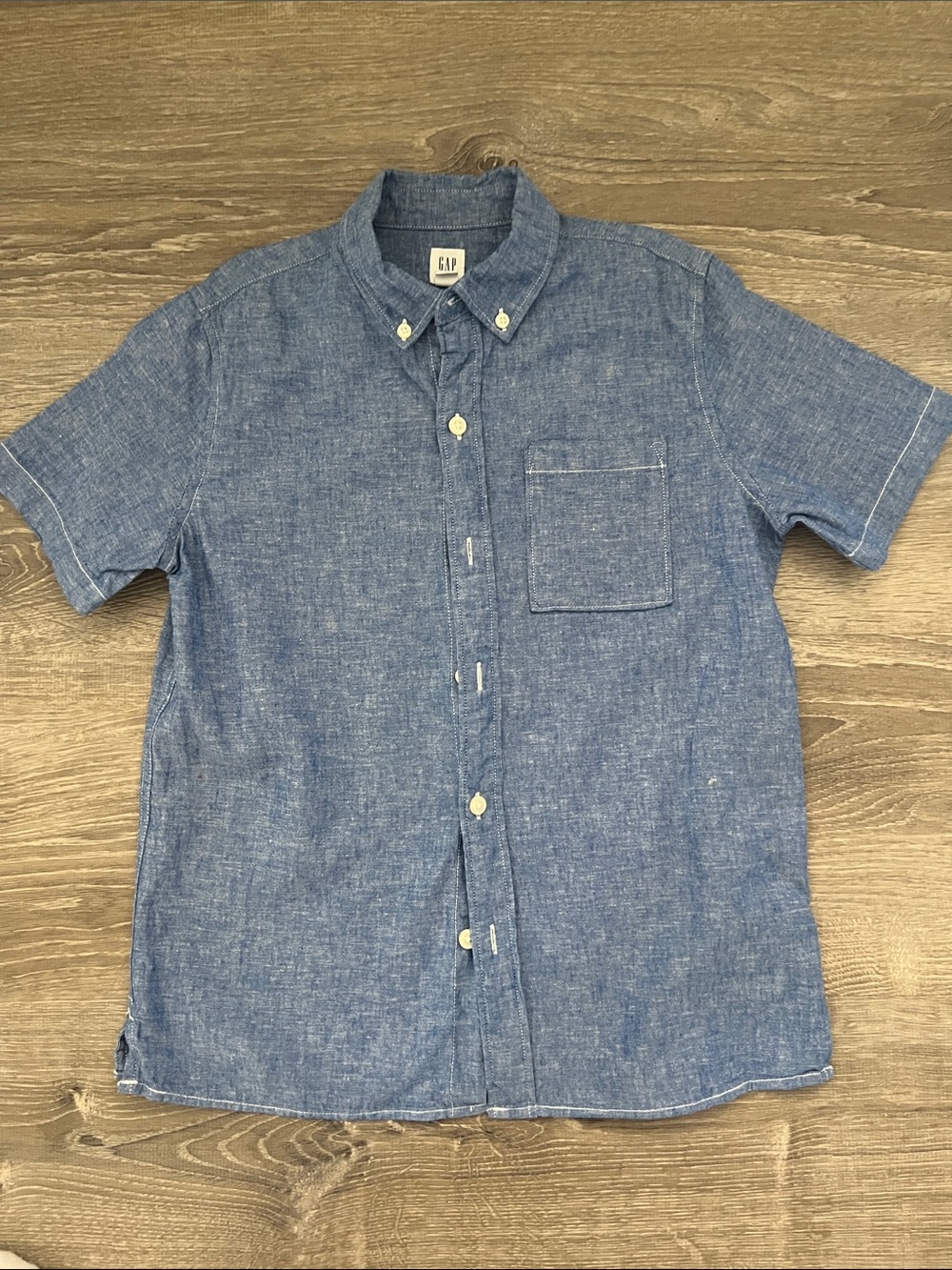 GAP Kids Short-Sleeve Button-Down Shirt in Chambray Blue